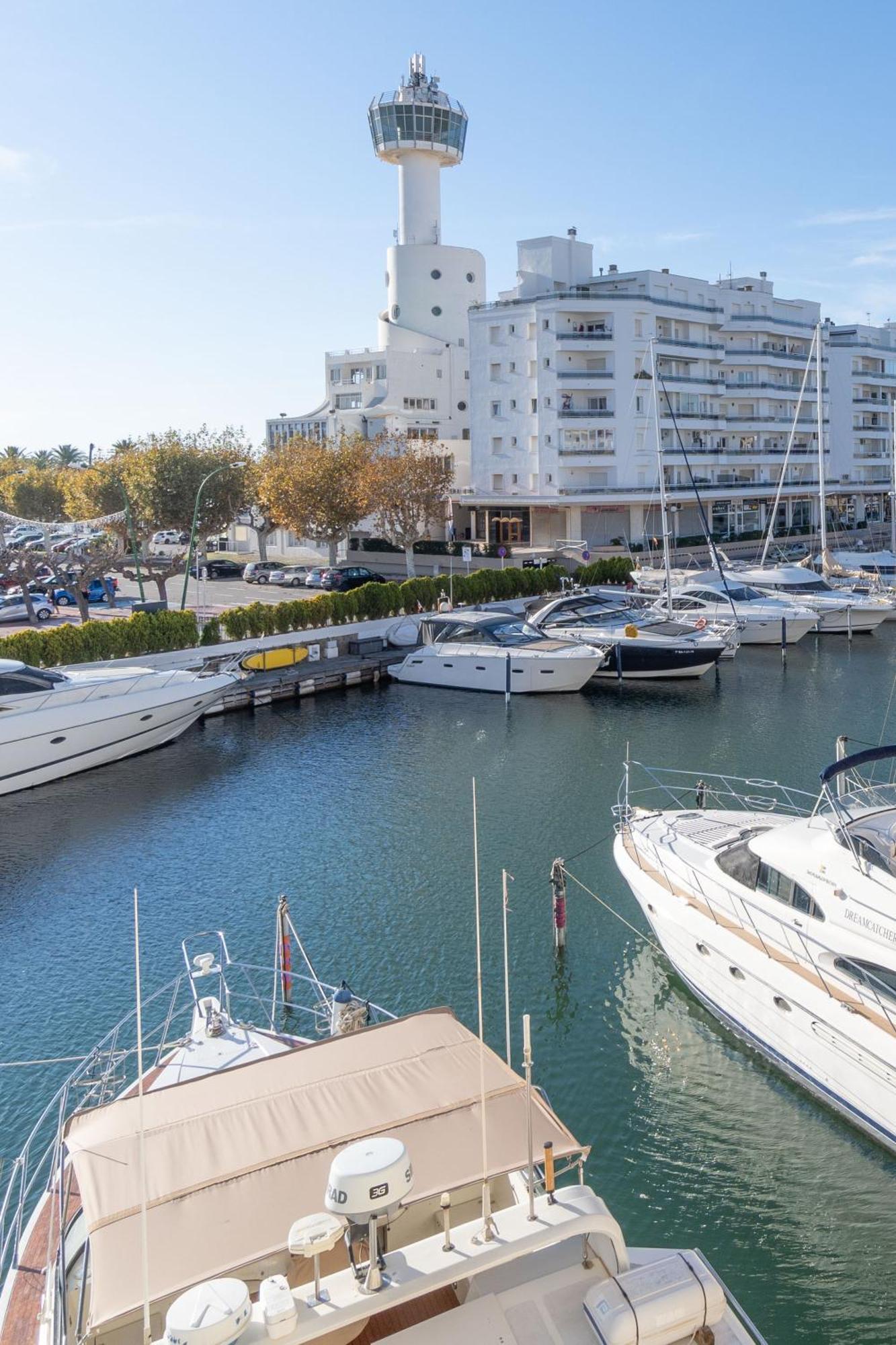 Apartamento Moderno Apartamento Frente Al Canal Con Terrazas Ampuriabrava Exterior foto